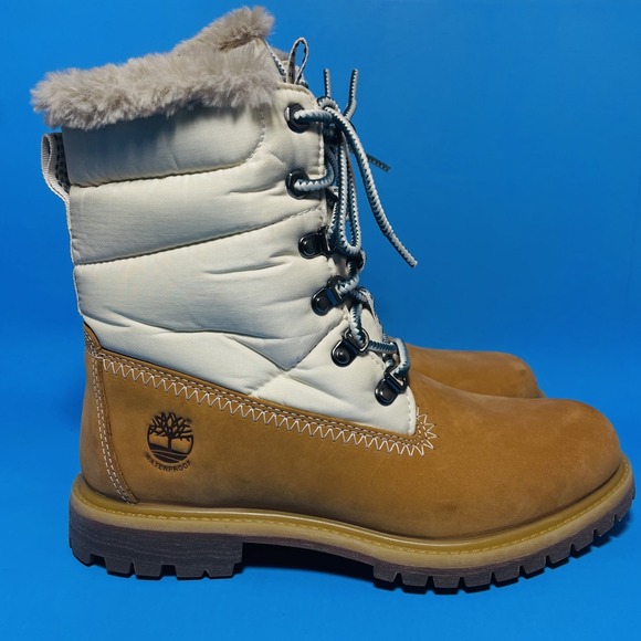 Timberland Boots Womens 7.5 Tan Beige 6 Inch Premium Puffer Waterproof Snow - Picture 1 of 11